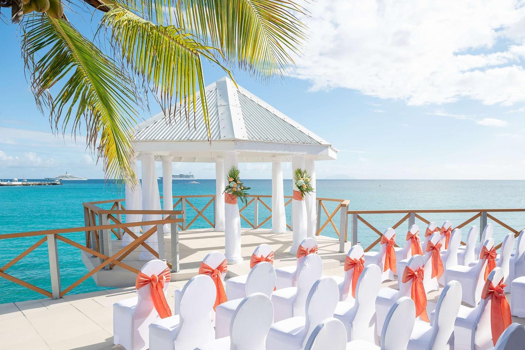 Sonesta Maho Beach All Inclusive Resort Casino & Spa Eksteriør bilde