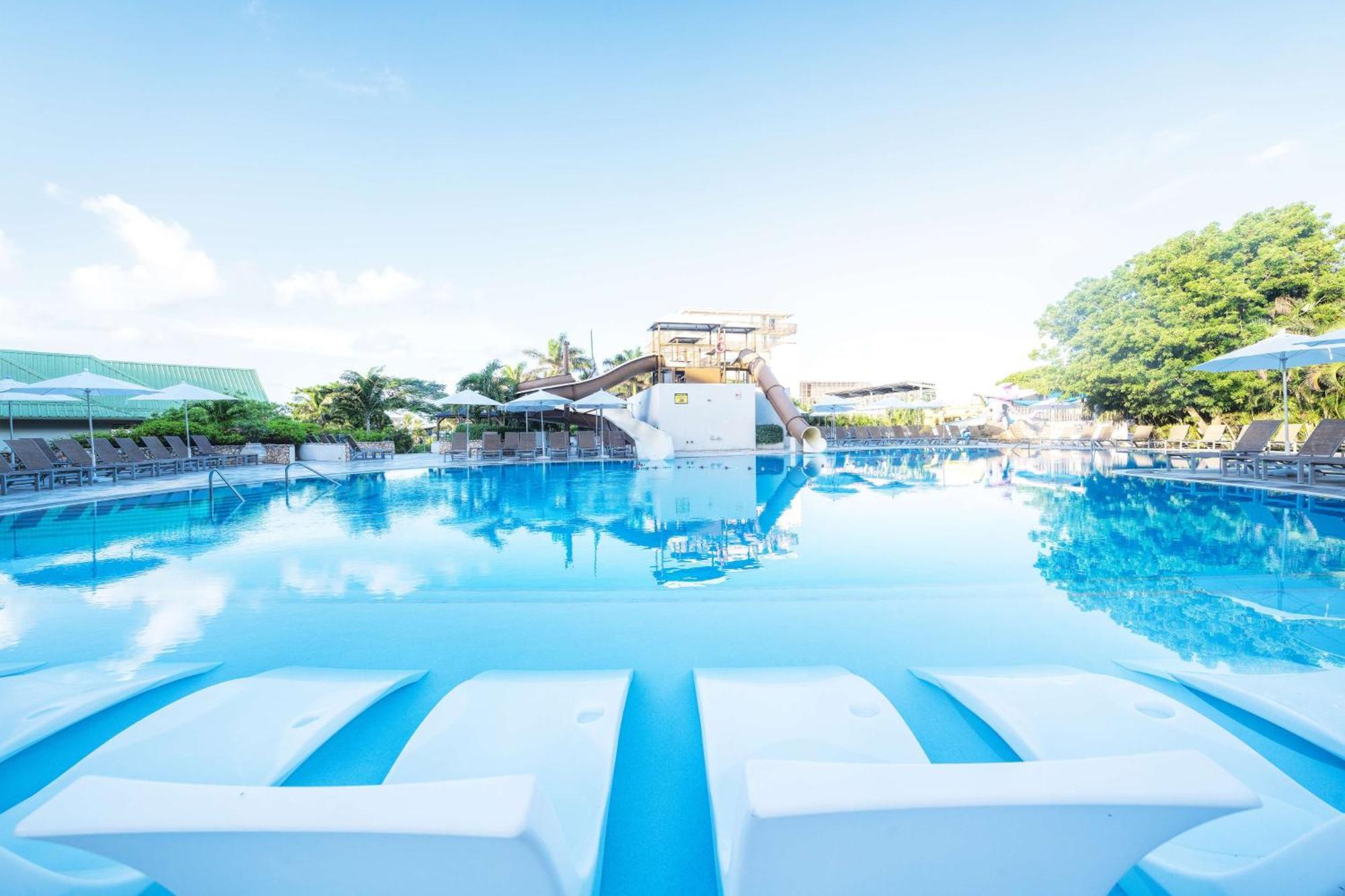 Sonesta Maho Beach All Inclusive Resort Casino & Spa Eksteriør bilde