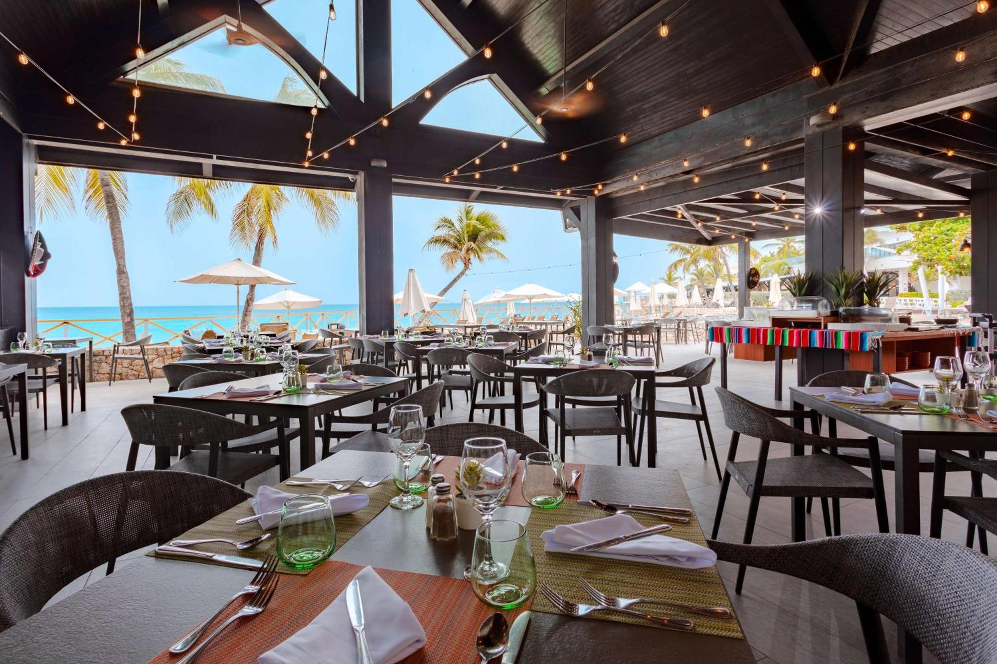 Sonesta Maho Beach All Inclusive Resort Casino & Spa Eksteriør bilde