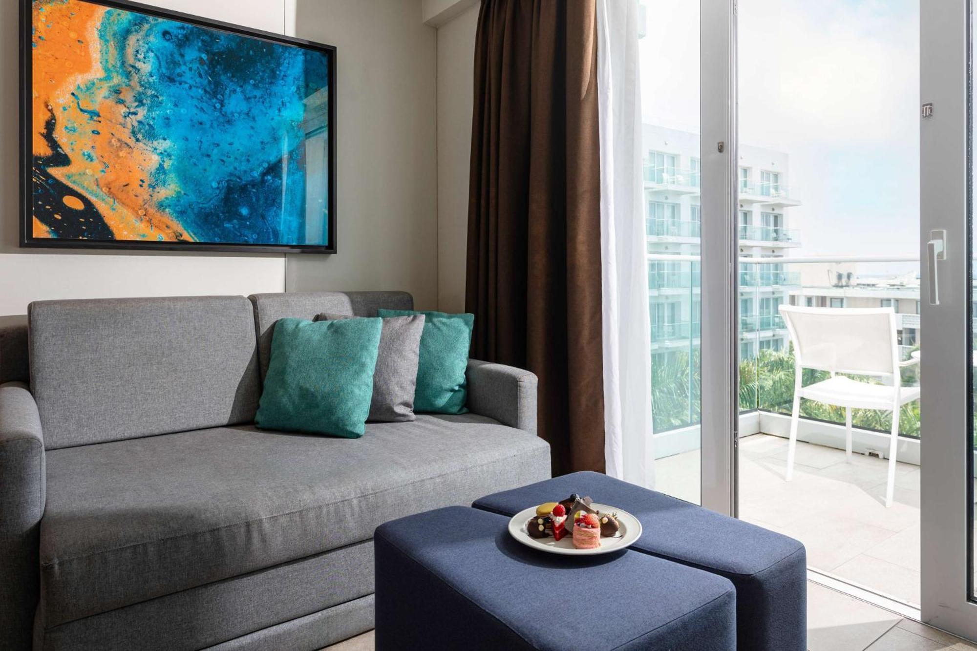 Sonesta Maho Beach All Inclusive Resort Casino & Spa Eksteriør bilde